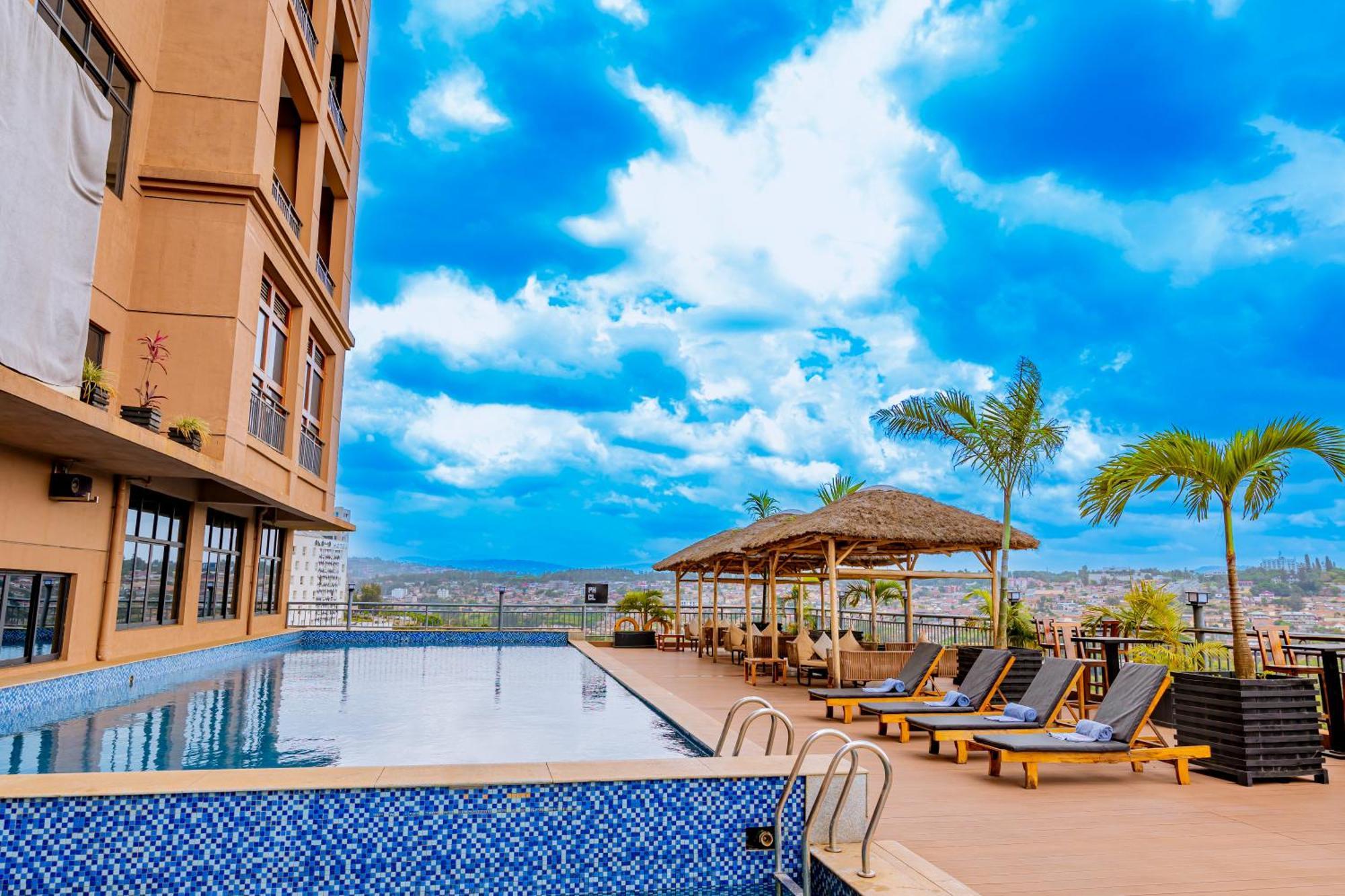 M Hotel Кигали Экстерьер фото