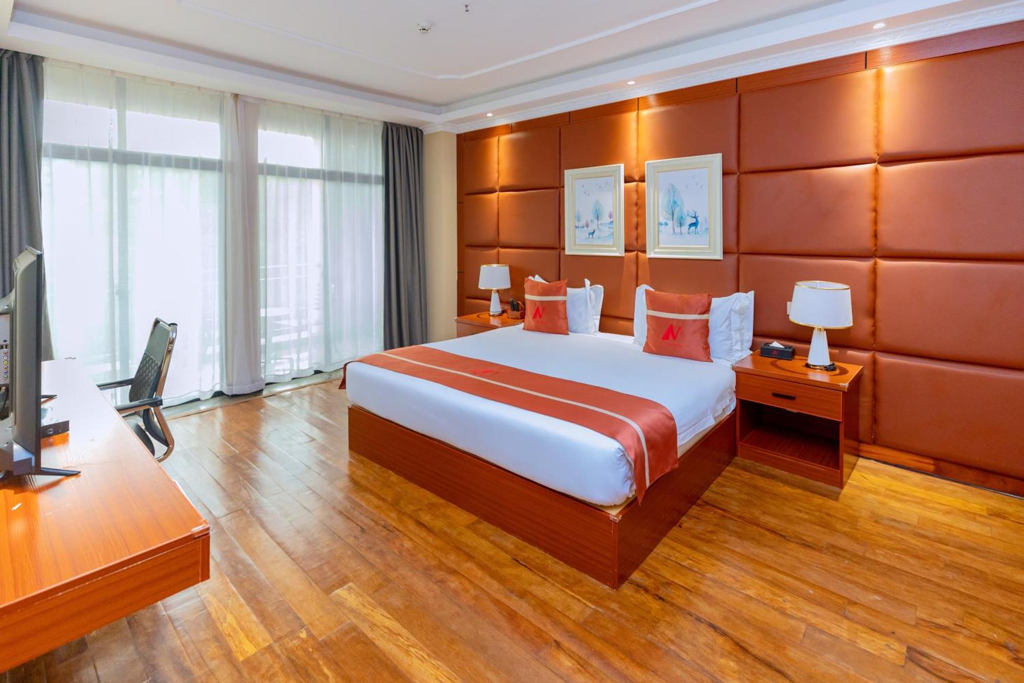 M Hotel Кигали Экстерьер фото